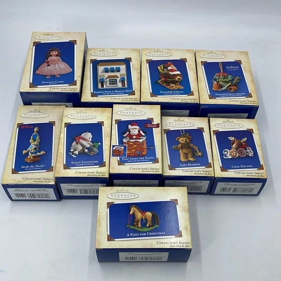 Vintage Hallmark Keepsake Ornament Bundle of 10 Boxes - Picture 1 of 13